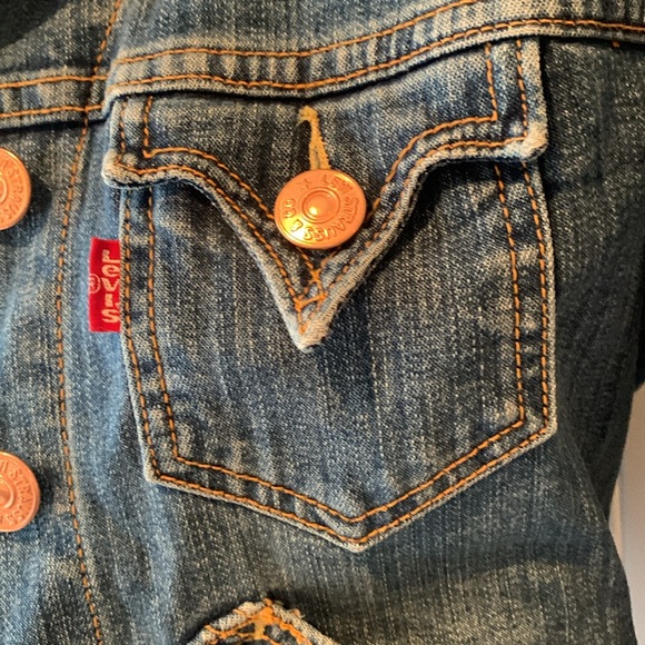 Levis Crop Denim Jacket - Picture 4 of 5